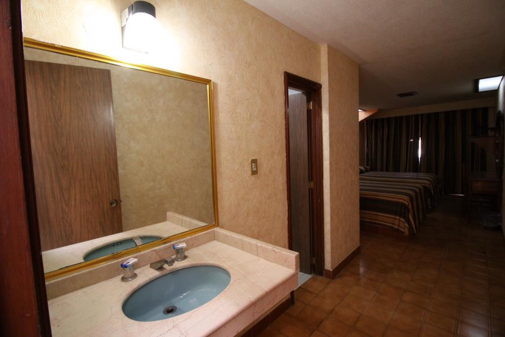 Hotel Isabel I Oaxaca ภายนอก รูปภาพ